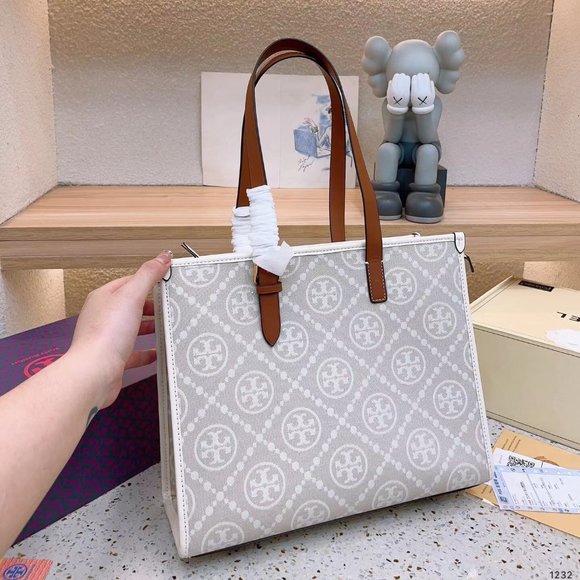 TORY BURCH Shopping bag Hand bill of lading shoulder versatile